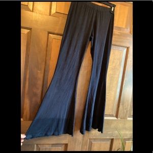 Bell Bottom Leggings Solid black size small